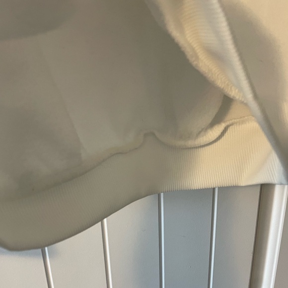 5$ ADD ON! Lion King hoodie from Ali Express - Picture 2 of 6